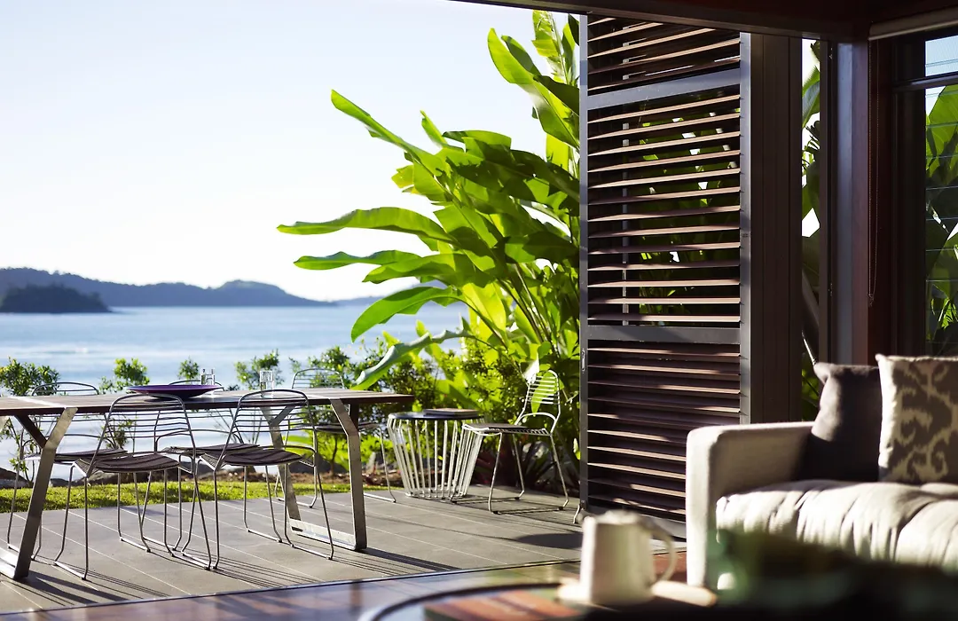 Yacht Club Villas-1