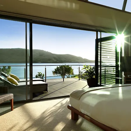 Yacht Club Villas-3